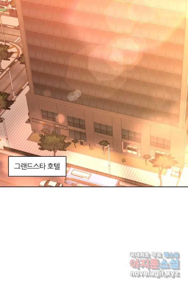 1652908228749z9af80upsrf.jpeg